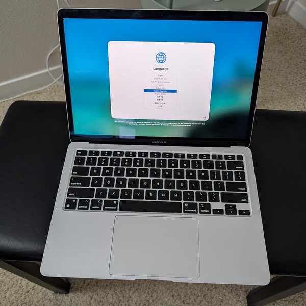 MacBook Air 2020 - 13 inch - 256 GB, Silver, 8 GB, Apple M1