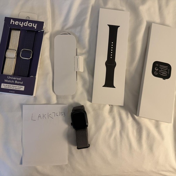 Apple Watch Series 12 42mm - Black, A3581 - GPS, Aluminum