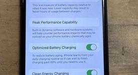 Fair
													Apple iPhone SE 3rd Gen 2022 - T-Mobile, Midnight, 64 GB, A2595, photo 2 of 11