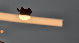 Good
													Apple iPhone Xr - Unlocked, Blue, 128 GB, A1984, photo 3 of 13