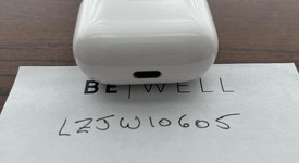 Used
													Apple AirPods 4th Gen - Standard, photo 4 of 6
