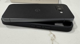 Mint
													Google Pixel 9a - Visible, Obsidian, 128 GB, 8 GB, photo 5 of 8