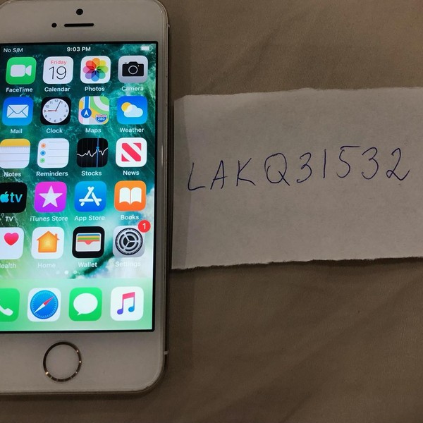 Apple iPhone 5S - Unlocked, 16 GB, Gold, A1533, GSM
