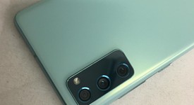 Good
													Samsung Galaxy S20 FE 5G - Verizon, Cloud Mint, 128 GB, 6 GB, SM-G781V, photo 3 of 7