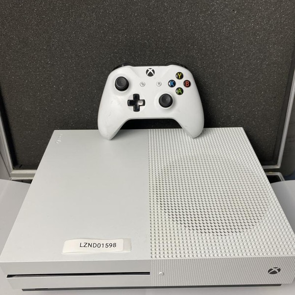 Xbox One S (2016) - White, 1 TB