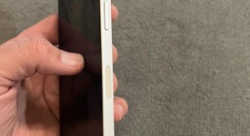 Mint
													Apple iPhone 13 - Unlocked, Starlight, 128 GB, A2482, photo 3 of 8