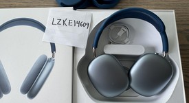 Used
													Apple AirPods Max - Sky Blue, photo 3 of 4