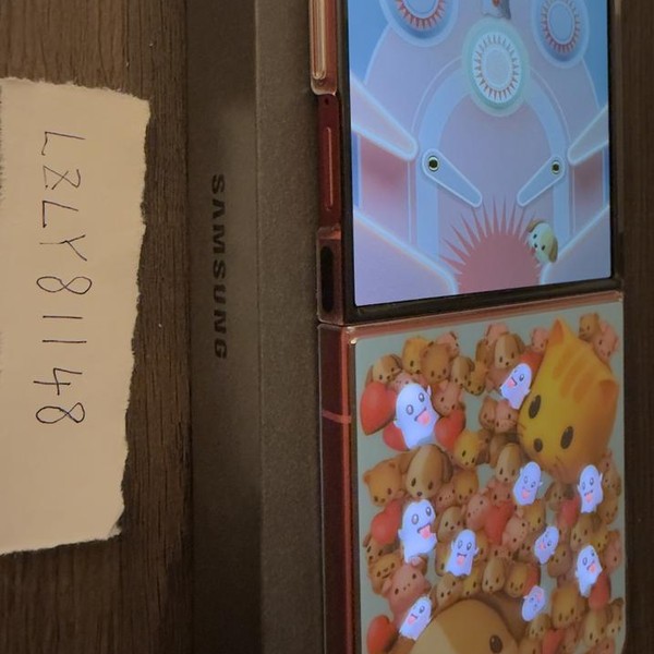 Samsung Galaxy Z Flip7 - T-Mobile, 512 GB, Coral, 12 GB, SM-F766U