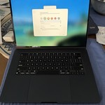Mint MacBook Air 2023 (M2) - 15 inch - 512 GB, Midnight, 16 GB, Apple M2