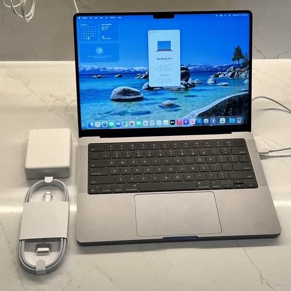 MacBook Pro 2021 - 14 inch - Apple M1 Pro 10-core, Silver, 512 GB, 32 GB