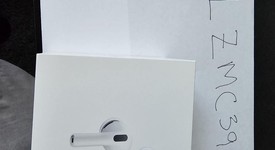 New
													Apple AirPods Pro 3, photo 1 of 3