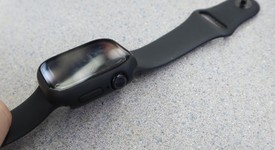 Good
													Apple Watch Series 10 42mm - Unlocked, Black, A3001 - Cellular, Aluminum, photo 6 of 6