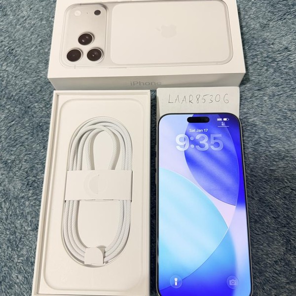 Apple iPhone 17 Pro Max - Unlocked, 512 GB, Silver, A3257