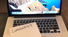 Good
													MacBook Pro 2015 (Retina) - 15" - Silver, 512 GB, 16 GB, photo 1 of 12