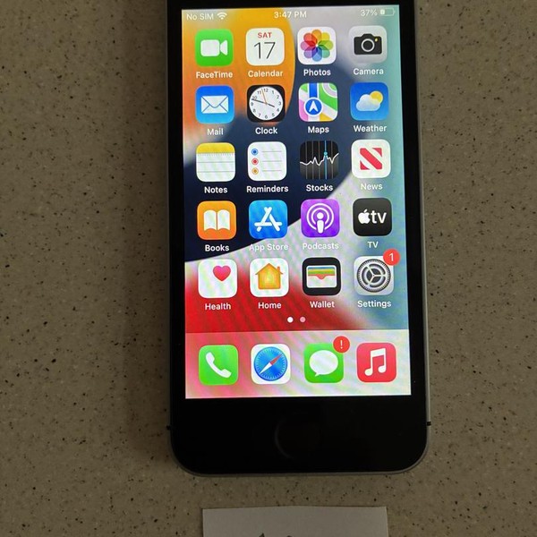 Apple iPhone SE 1st Gen 2016 - Unlocked, 16 GB, Grey, A1662