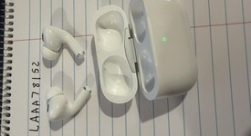 Used
													Apple AirPods Pro 2 - USB-C, photo 2 of 3