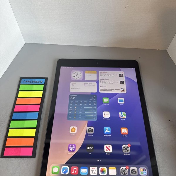 Apple iPad 9th Gen - Unlocked, 256 GB, Gray, A2603