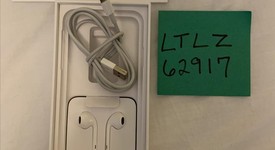 Mint
													Apple iPhone X - AT&T, Gray, 64 GB, A1901, GSM, photo 2 of 6