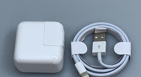 Fair
													Apple iPad 9th Gen - Unlocked, Gray, 64 GB, A2603, photo 5 of 7