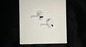 New
													Apple AirPods Pro 2nd Gen - Lightning, photo 3 of 5
