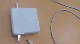 Good
													MacBook Air 2020 - 13" - I3, Silver, 256 GB, 8 GB, photo 2 of 8