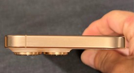 Mint
													Apple iPhone 16 Pro Max - Unlocked, Desert, 256 GB, A3084, photo 3 of 9