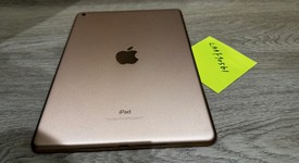 Good
													Apple iPad 6th Gen - Wi-Fi, Gold, 32 GB, A1893, photo 5 of 7