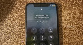 Good
													Apple iPhone 11 Pro - Unlocked, Gold, 256 GB, A2160, photo 4 of 9