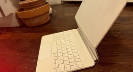 Used
													Apple Magic Keyboard for iPad - White, photo 4 of 5