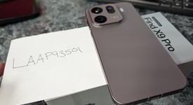 Mint
													Oppo Find X9 Pro - Unlocked Non-US, Titanium Charcoal, 512 GB, 16 GB, photo 1 of 7