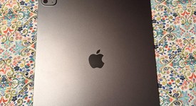 Mint
													Apple iPad Pro 13" (M4) 2024 - Unlocked, Black, 2 TB, 16 GB, A2926, Standard Glass, photo 5 of 9