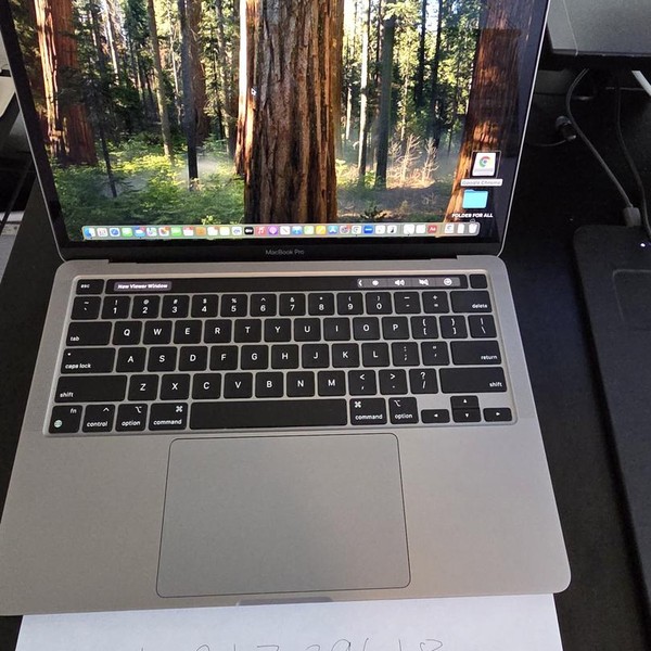 MacBook Pro 2020 - 13 inch - 256 GB, Silver, 8 GB, Apple M1