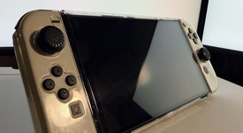 Mint
													Nintendo Switch - OLED - White, 64 GB, photo 3 of 26