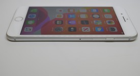 Mint
													Apple iPhone 8 Plus - Unlocked, Silver, 64 GB, A1864, photo 4 of 11