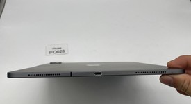 Good
													Apple iPad Pro 12.9" 4th Gen 2020 - Unlocked, Gray, 256 GB, A2069, photo 5 of 9