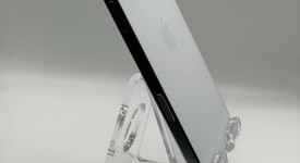 Good
													Apple iPhone 16 Pro Max - Unlocked, White, 256 GB, A3084, photo 4 of 4