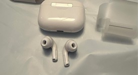 Used
													Apple AirPods Pro 2 - USB-C, photo 3 of 3