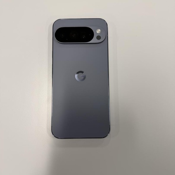 Google Pixel 10 Pro XL - Unlocked, 256 GB, Moonstone, GUL82