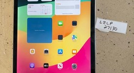 Fair
													Apple iPad Pro 12.9" 2nd Gen 2017 - Unlocked, Gray, 512 GB, photo 2 of 4