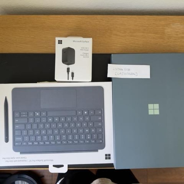Microsoft Surface Pro - Wi-Fi, Black