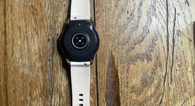 Good
													Samsung Galaxy Watch 42mm - Rose Gold, Bluetooth, photo 4 of 16