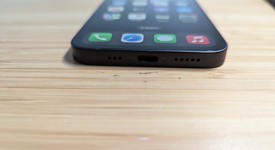 Good
													Apple iPhone 16e - Verizon, Black, 128 GB, A3212, photo 3 of 10