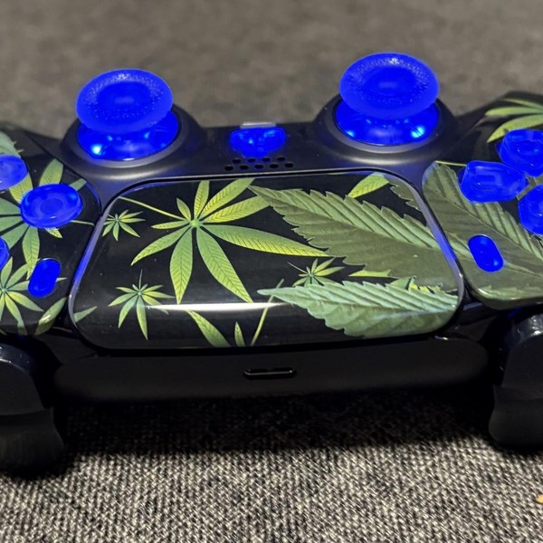 DualSense Wireless Controller - Black