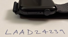 Mint
													Apple Watch SE 3rd Gen 44mm - Midnight, A3325 - GPS, photo 5 of 6