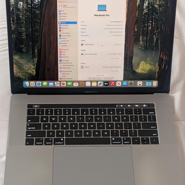MacBook Pro 2018 (With Touch Bar) - 15 inch - 512 GB, Gray, 16 GB, Intel Core i7