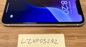 Mint
													Apple iPhone Xr - Unlocked, White, 64 GB, A1984, photo 2 of 7