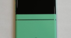 Mint
													Motorola Razr (2025) - Unlocked, Green, 256 GB, 8 GB, photo 3 of 8