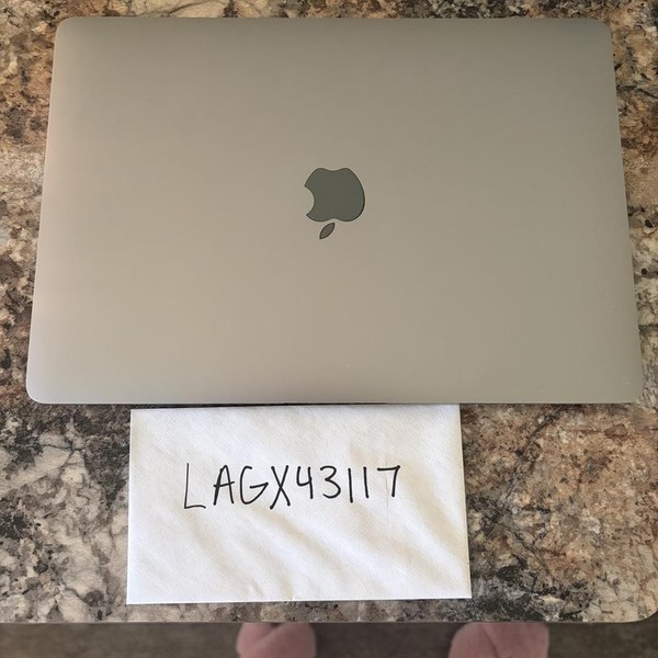 MacBook Air 2020 - 13 inch - 256 GB, Gray, 8 GB, Apple M1