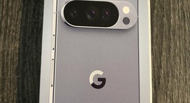 Mint
													Google Pixel 10 Pro - Unlocked, Moonstone, 128 GB, G4QUR, photo 3 of 11