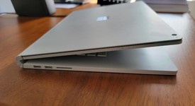 Good
													Microsoft Surface Book 2 15" - I7, 1 TB, 16 GB, photo 4 of 11